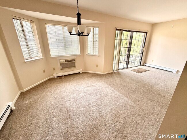 Photo - 3 Falmouth Ct Unit 3