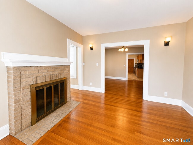 Photo - 119 Dover Rd Unit 1st Floor