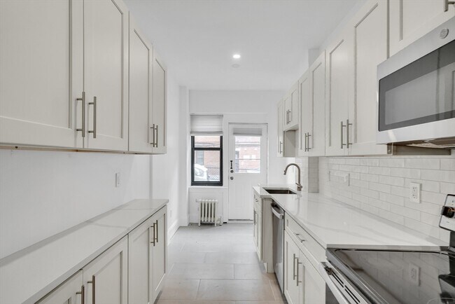 Photo - 126 Englewood Ave Unit 5