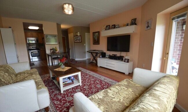 Photo - 14 Heron St Unit 410