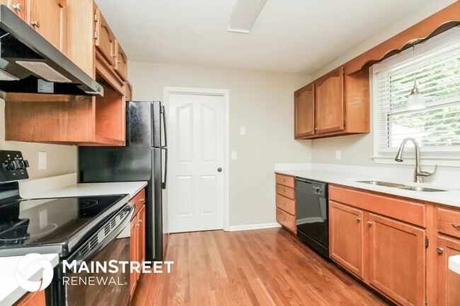 Photo - 2302 Miranda Dr