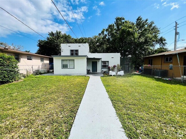 Building Photo - 1278 NW 44th St Unit 2-2 Rental