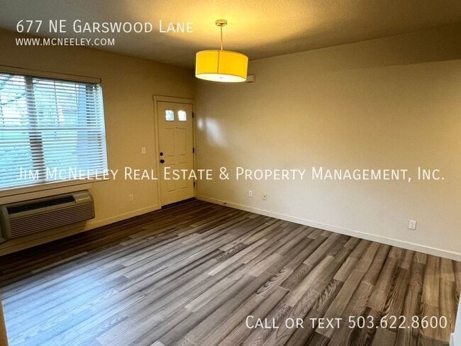 Photo - 677 NE Garswood Ln