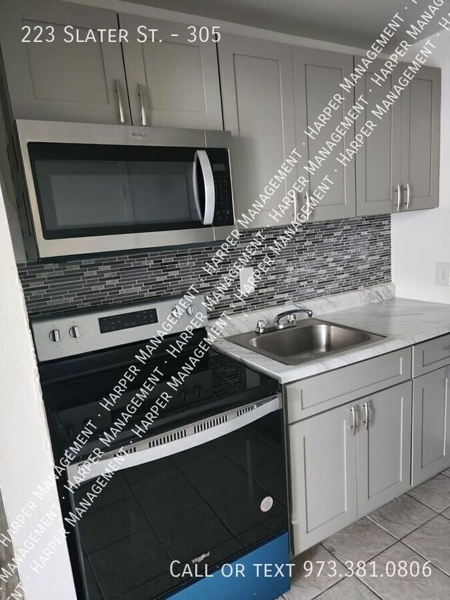 Photo - 223 Slater St Unit 305