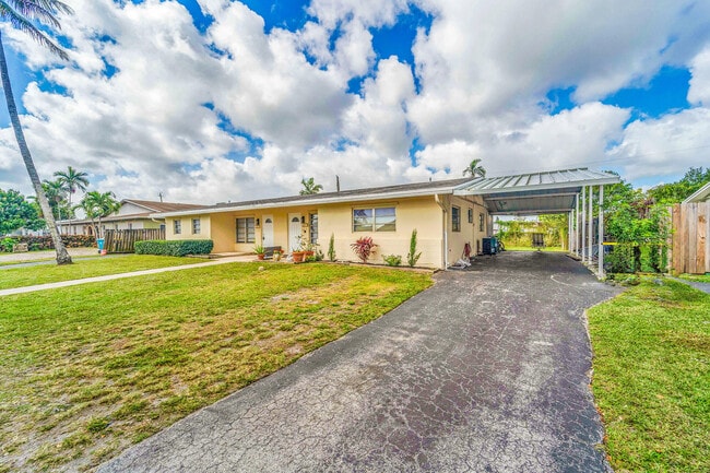 Photo - 4681 SW 43rd Terrace