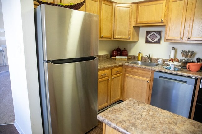 Chapel Lake Apartments
