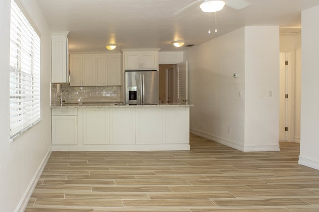 Photo - 1355 Cooper Dr