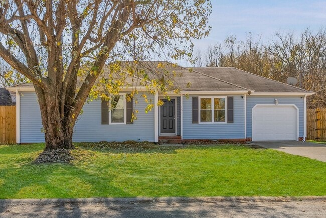 Building Photo - 151 Man O War Dr