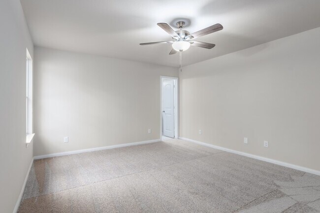 Photo - 26676 Pools Creek Dr