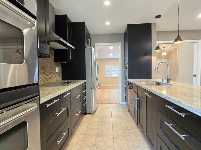 Photo - 115 Espada Pl