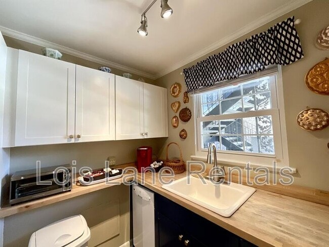 Photo - 874 Colony Dr Unidad B16