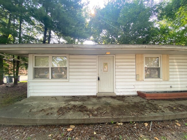Photo - 1604-1604 S Fares Ave Apartment Unit 1602 S Fares Ave