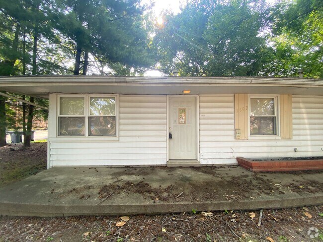 Building Photo - 1604-1604 S Fares Ave Unit 1602 S Fares Ave Rental