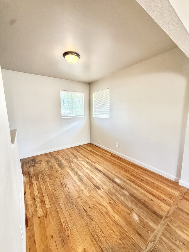 Photo - 1700 Whedbee St