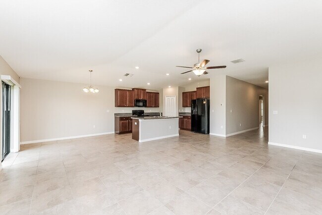 Photo - 9615 Sage Creek Dr