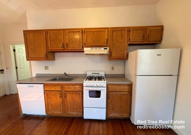 Photo - 163 Strathmore Rd Unidad 3