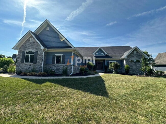 Photo - 2105 Hendon Way