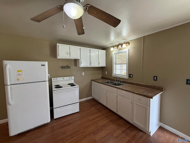 Photo - 215 Brian Dr