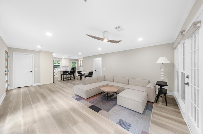 Photo - 5061 Avalon Dr Unit 5061