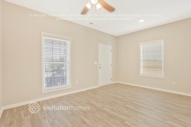 Photo - 3851 Lake Sanctuary Way