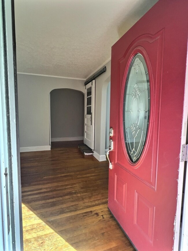 Photo - 339 Charleston St SE