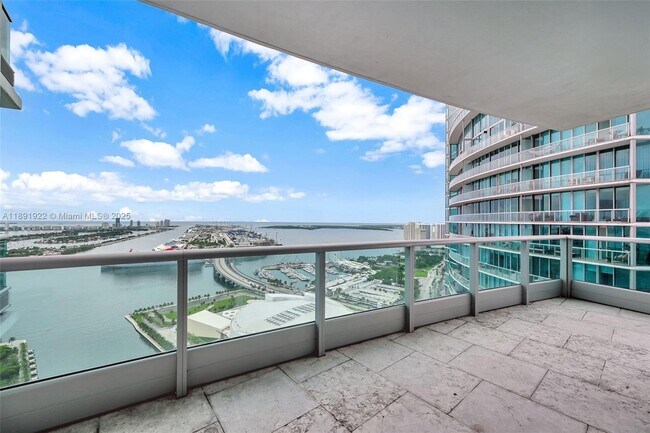 Photo - 900 Biscayne Blvd Unidad 4901