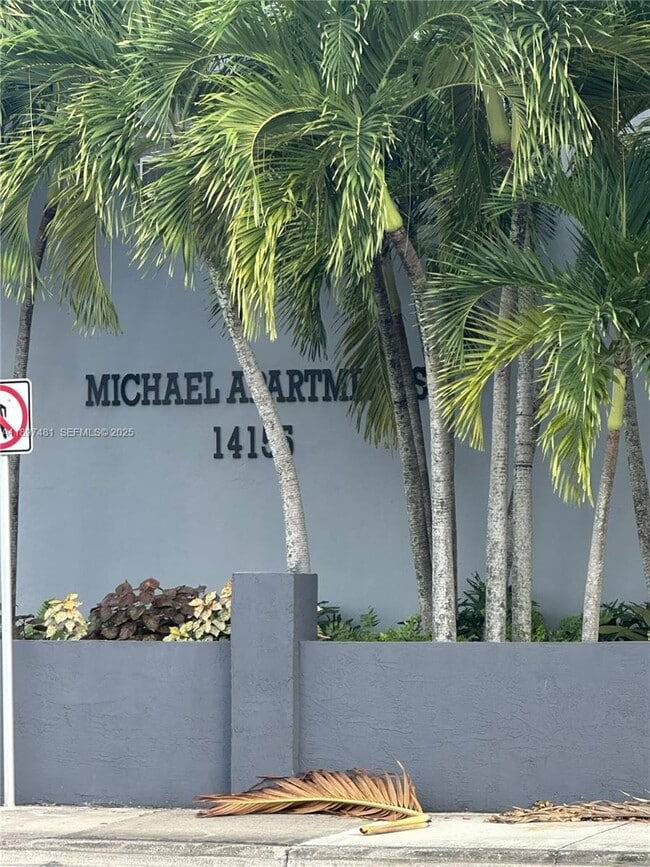 Photo - 14155 W Dixie Hwy Unit 22