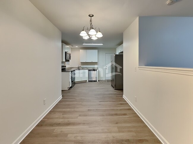 Photo - 132 Drewsbury Dr