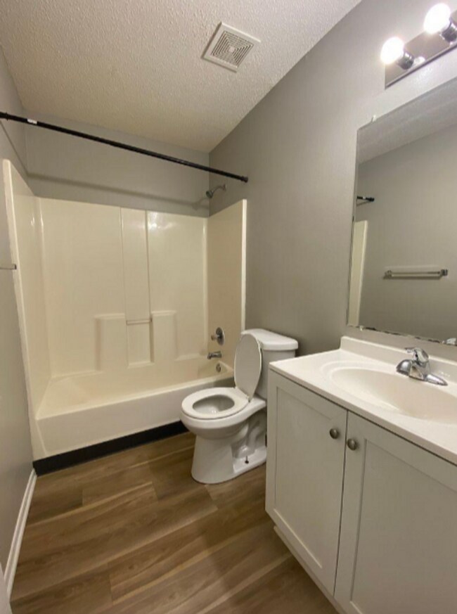 Photo - 1601 Pleasant View Dr Unit 1601 E Pleasant View Drive