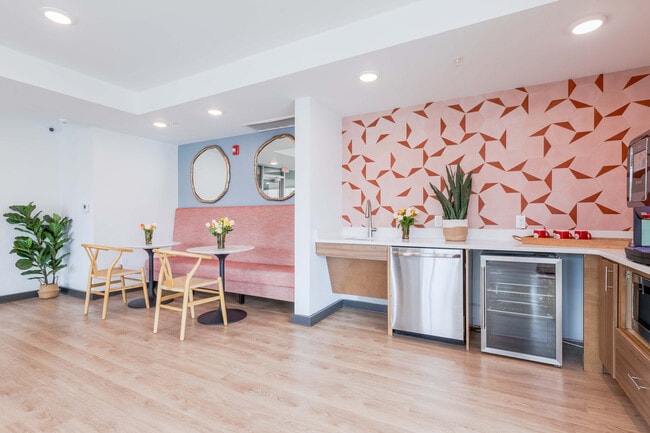 Yugo Fayetteville Dickson-12 - Yugo Fayetteville Dickson