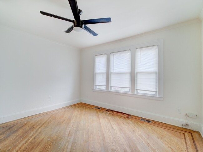 Photo - 97 La France Ave Unidad 2