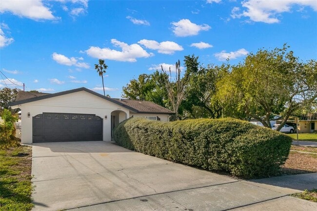 Photo - 5931 Denver St NE