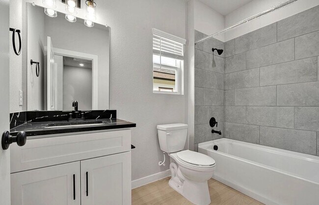 Photo - 525 Dakota St Unit 525 Dakota 102