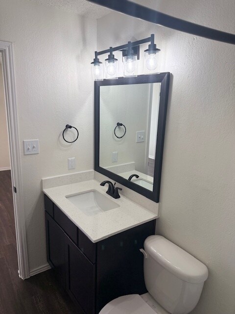 Sleek & Refreshing Diamond Bathroom Vanity - Sunset Point Apartment Homes