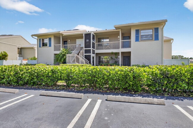 Building Photo - 21 Eastgate Dr Unit D Rental
