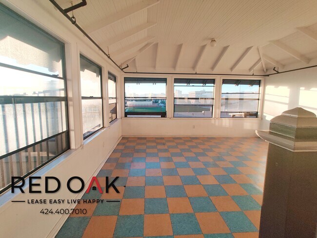 692 Valencia St Unit 305