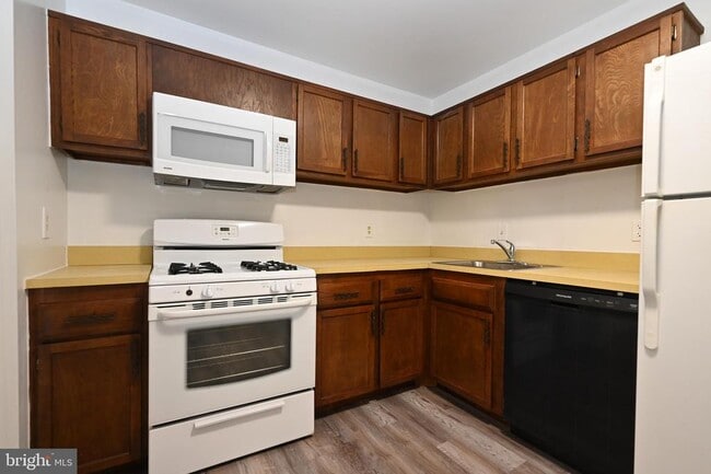 Photo - 4404 Island Pl Unit 104