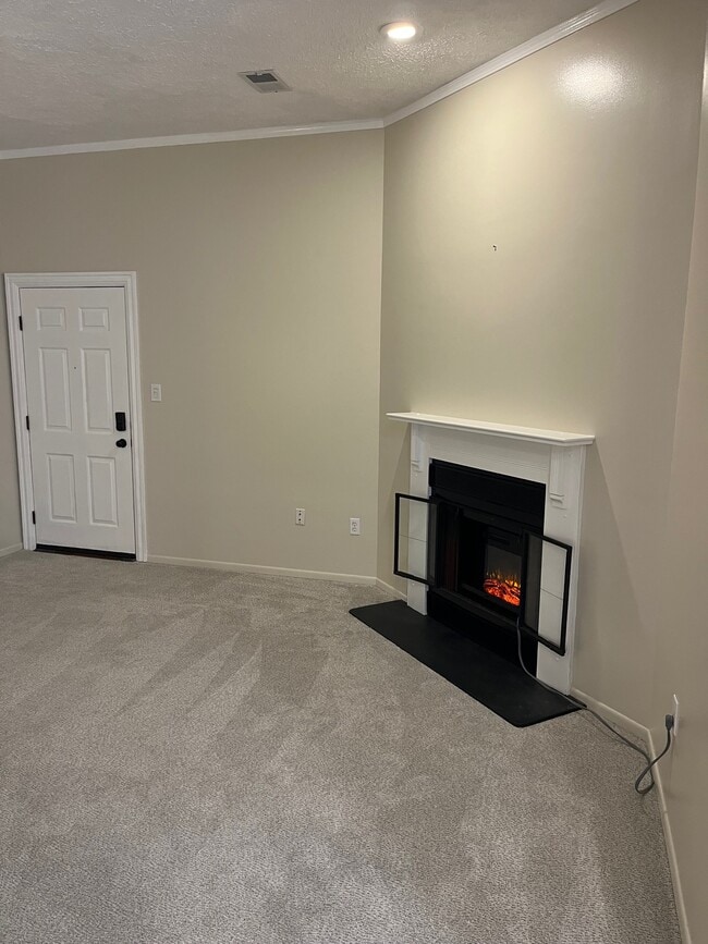 Photo - 1114 Bidwell St Unit 4