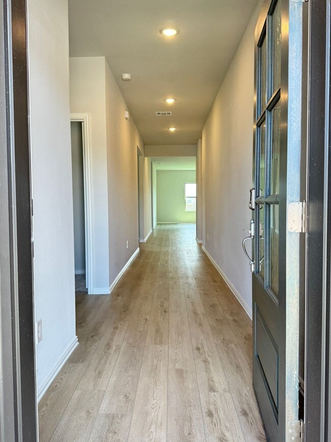 Photo - 3500 Kingdom Dr