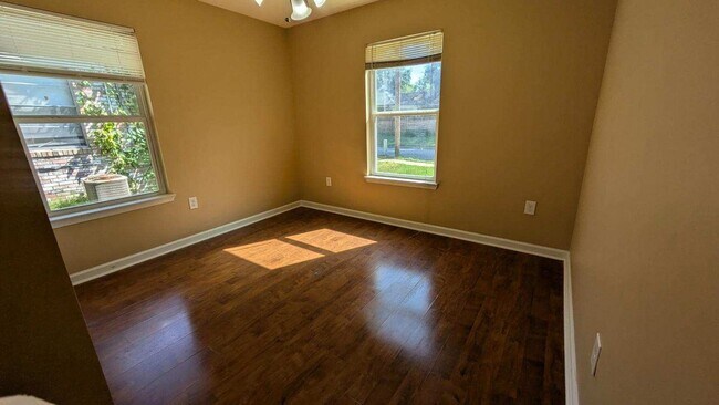 Photo - 1013 Vestal St