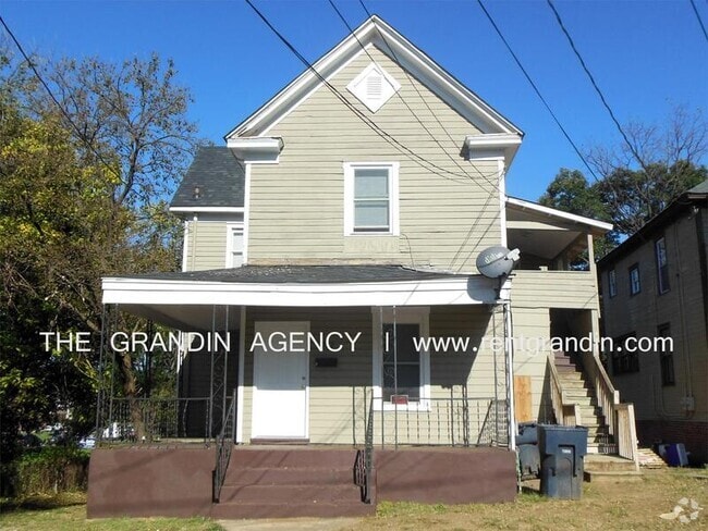 Building Photo - 922 12th St SE Rental
