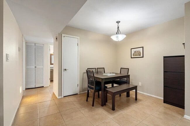 Photo - 540 N May Unit #2110