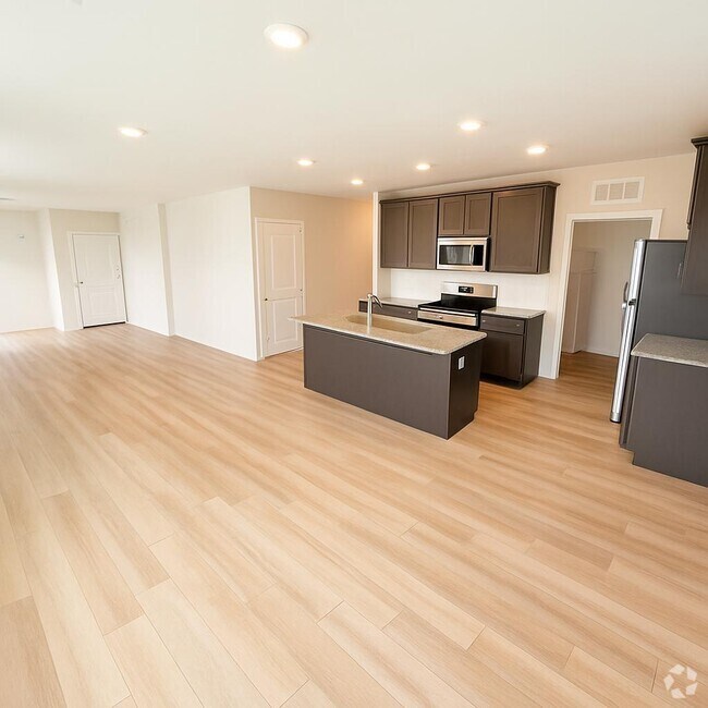 Building Photo - 311 Tower Ridge Cir Unit 226 Rental