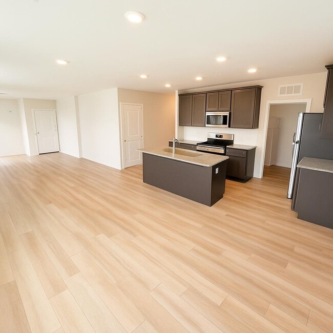 Photo - 311 Tower Ridge Cir Apartment Unit 226