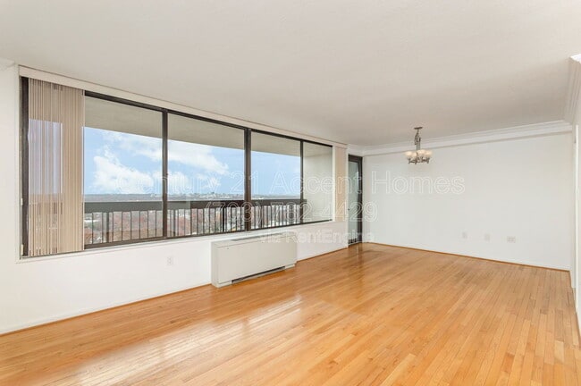 Photo - 3701 S George Mason Dr Unit 2112n