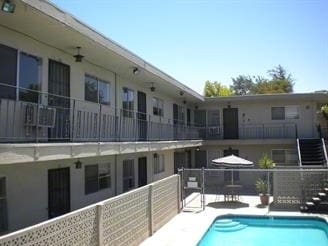 Photo - Surfside Apartments
