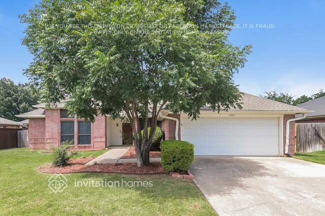 Building Photo - 6885 Hickory Hollow Ln