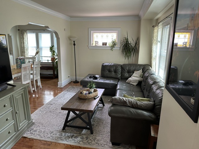 Photo - 2062 Ludington Ave Unit 2062