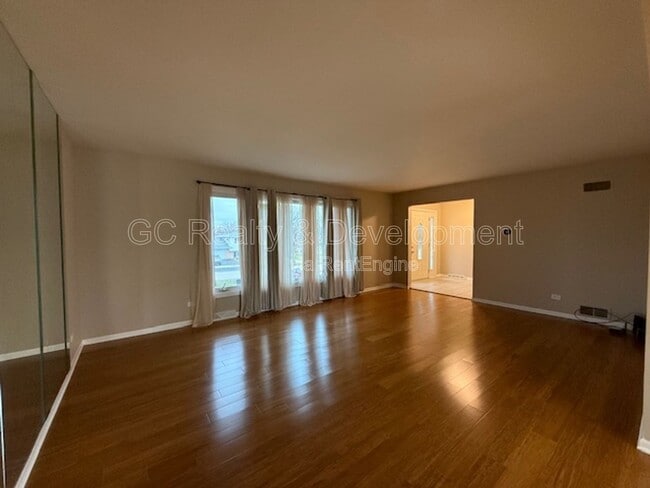 Photo - 609 Pinecroft Dr