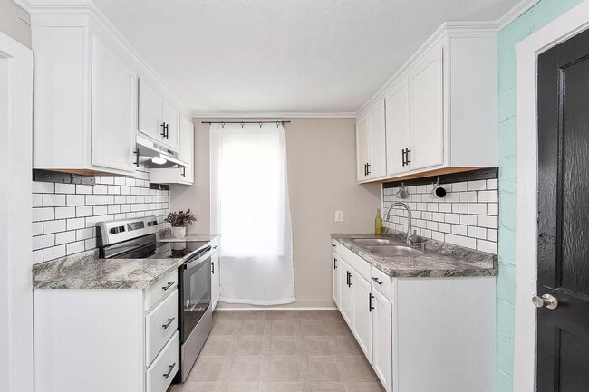 Photo - 1031 Harris St